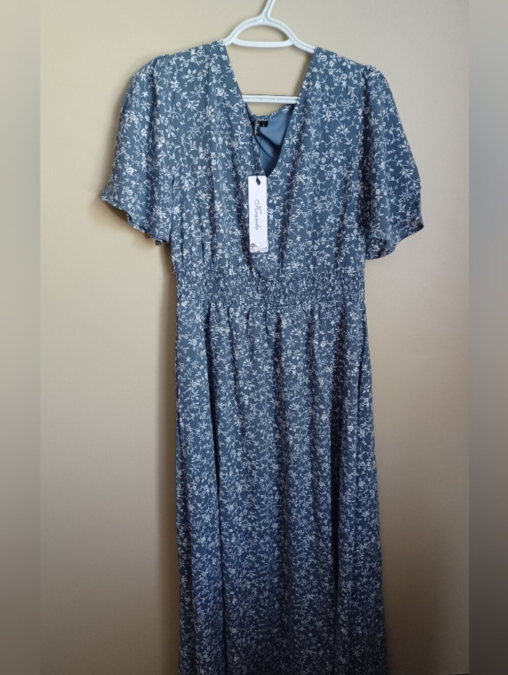 Women's Size L New With Tag Kranda Long Blue White Floral Dress Polyester Summer